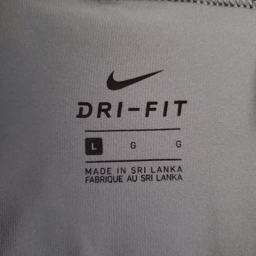 Nike • Dri-Fit Leggings
